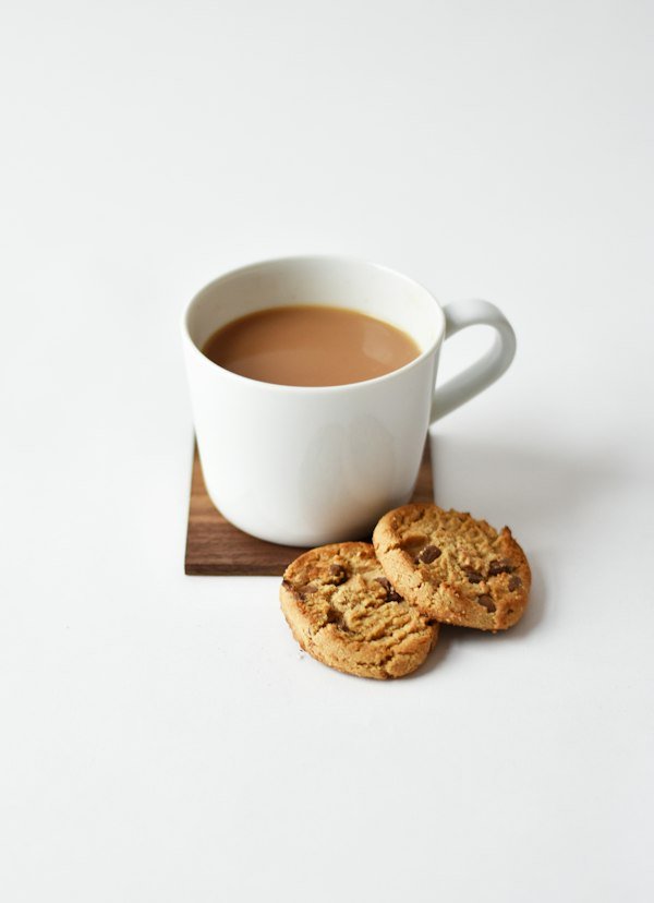 Taza de té con galletas