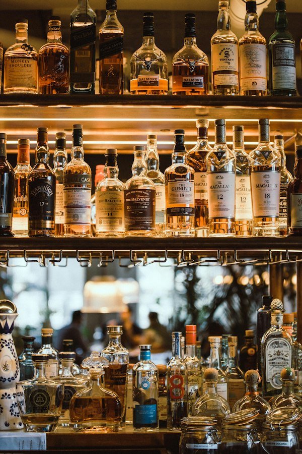 Botellas en la barra